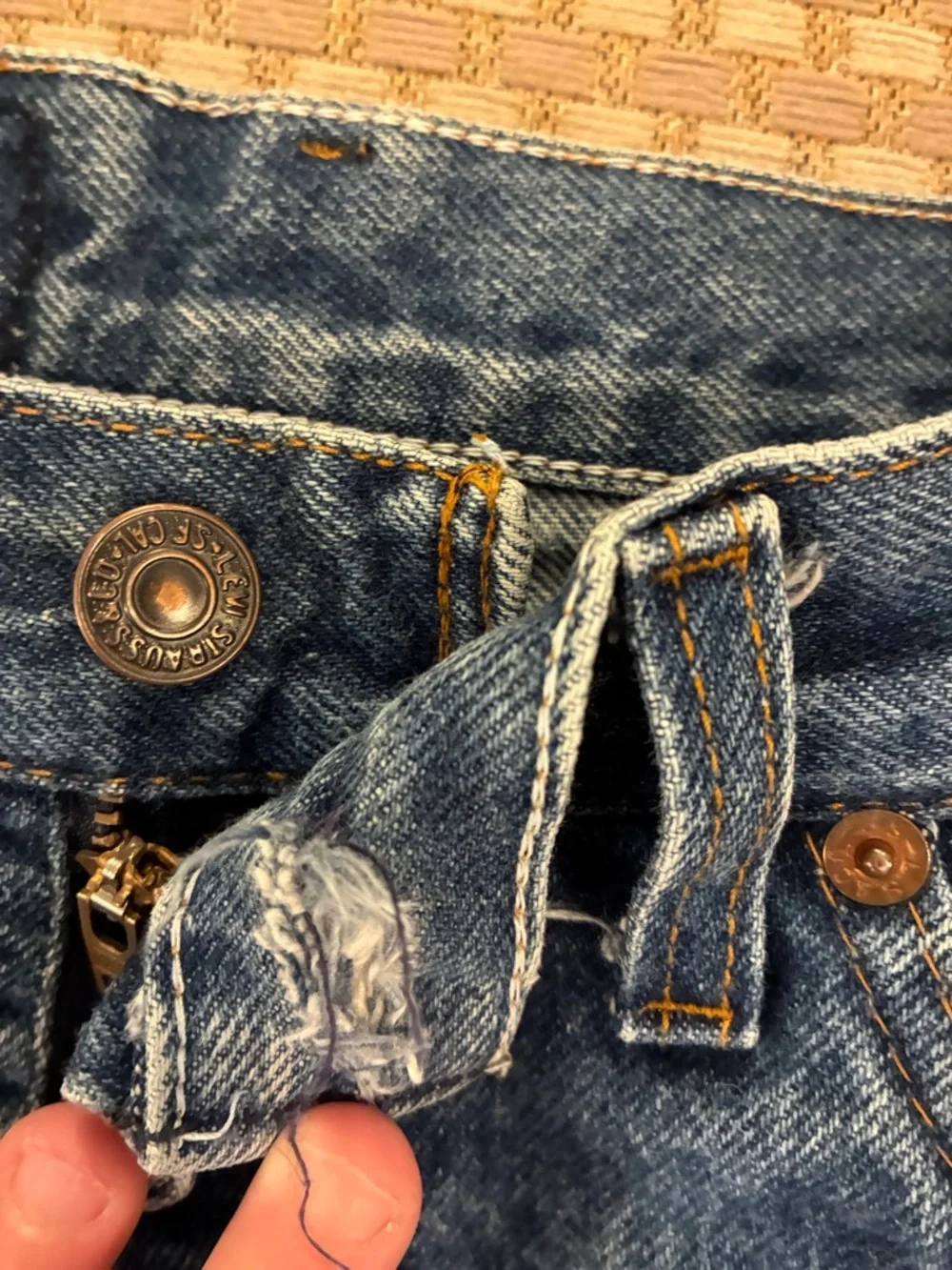 Vintage Levi's 505 - Picture 4 of 7